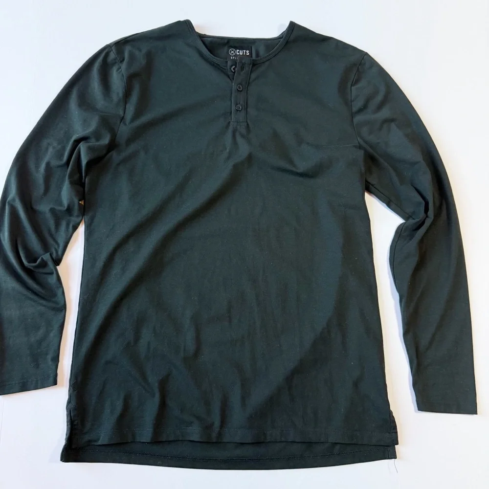 Cuts Clothing AO Henley Split-Hem Long Sleeve Shirt Black Large - Picture 1 of 7